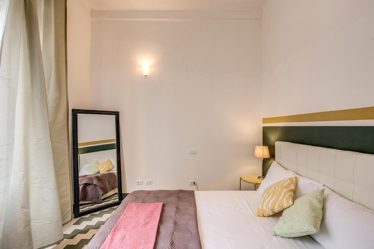 Aweshomeitaly - Bay Windows Apartment La Spezia Bagian luar foto