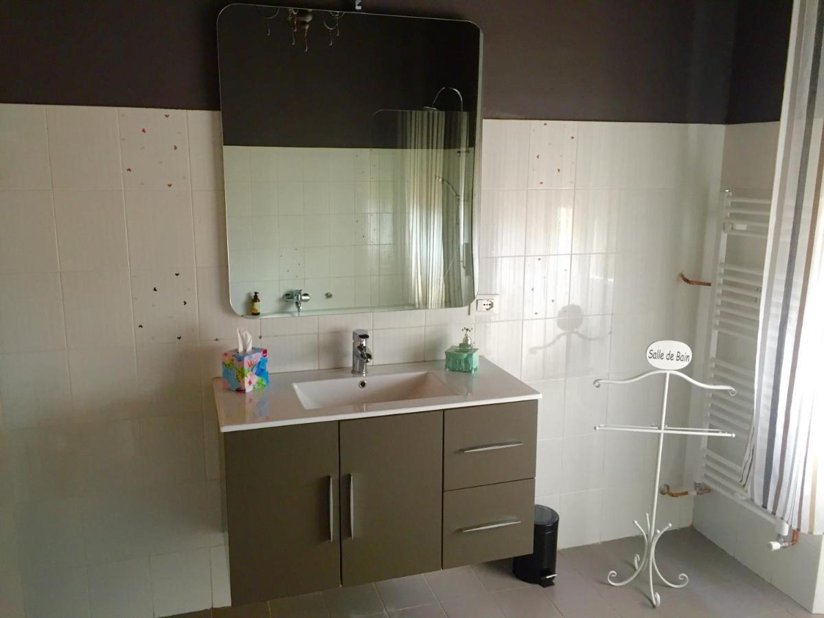Aweshomeitaly - Bay Windows Apartment La Spezia Bagian luar foto