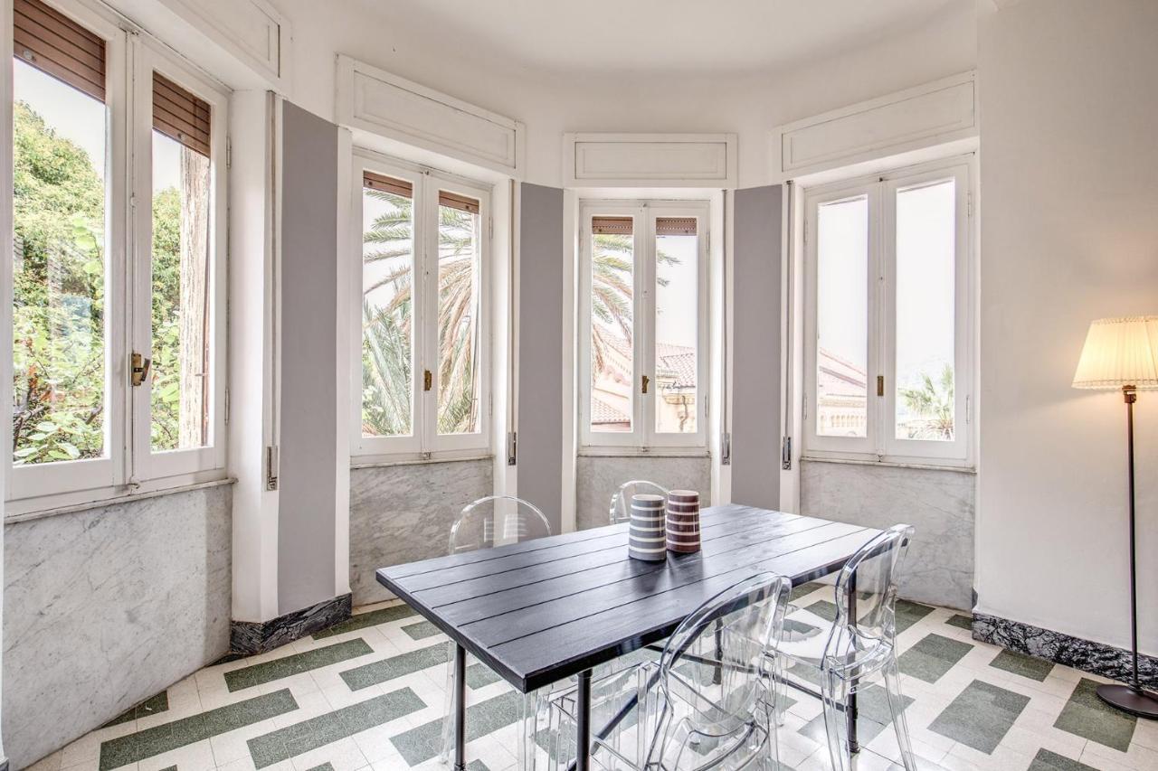 Aweshomeitaly - Bay Windows Apartment La Spezia Bagian luar foto