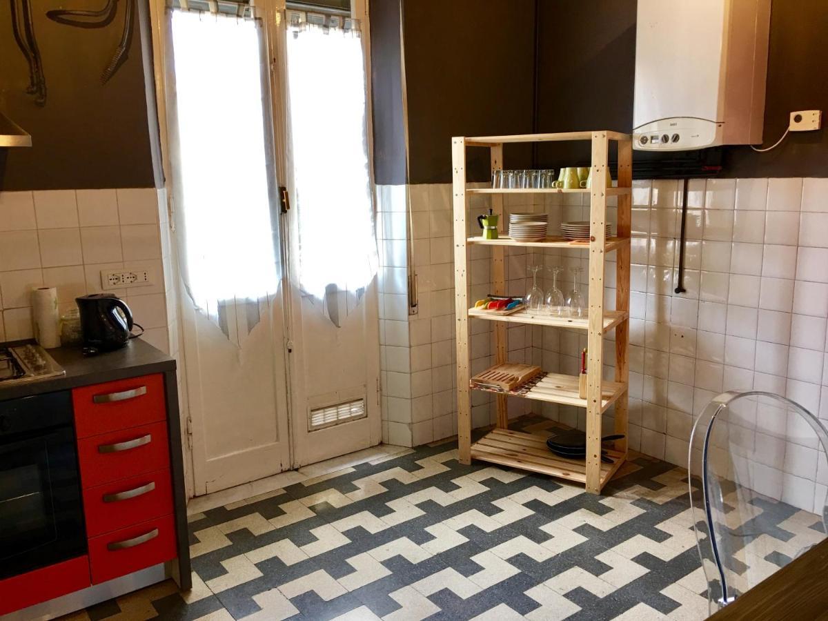 Aweshomeitaly - Bay Windows Apartment La Spezia Bagian luar foto