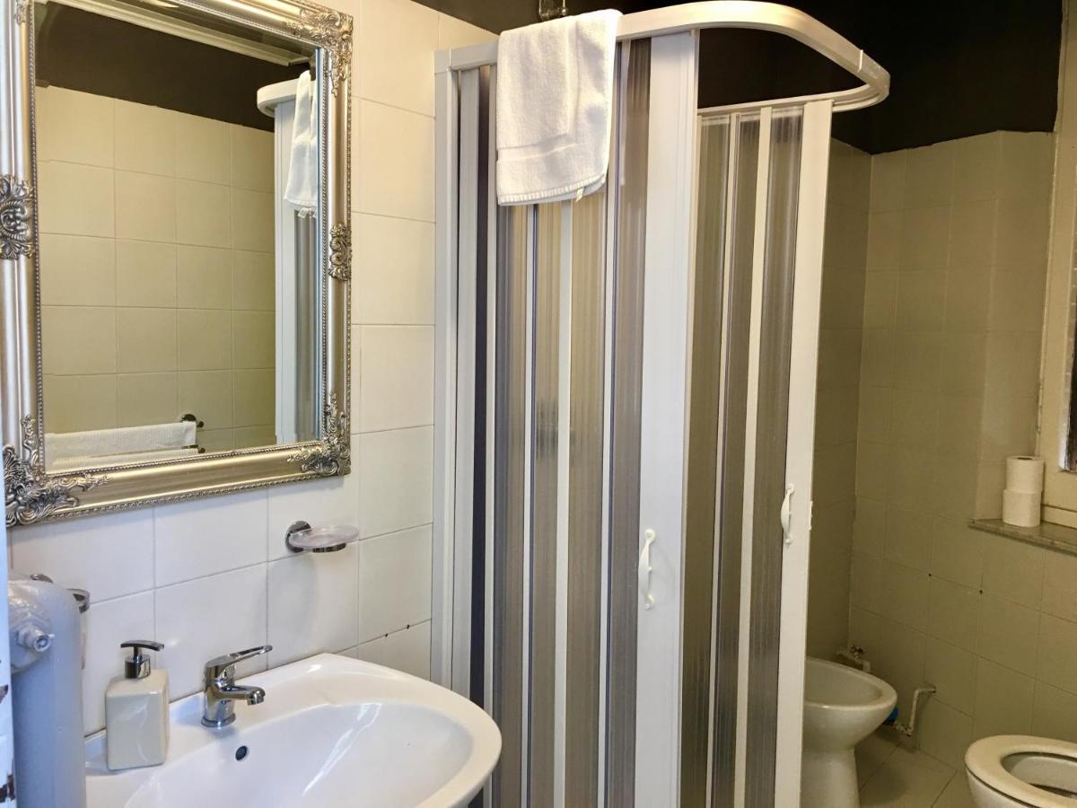 Aweshomeitaly - Bay Windows Apartment La Spezia Bagian luar foto