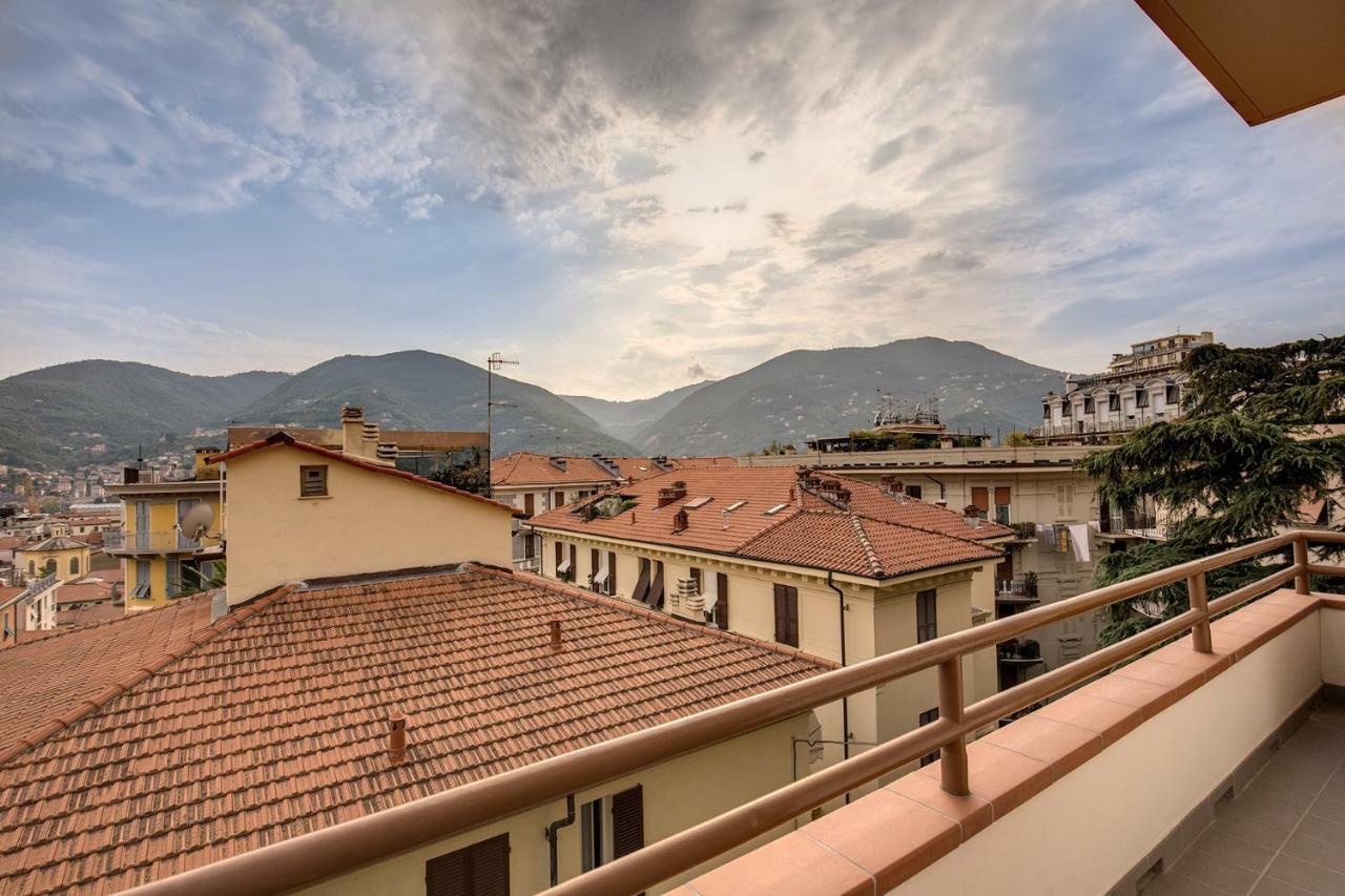 Aweshomeitaly - Bay Windows Apartment La Spezia Bagian luar foto
